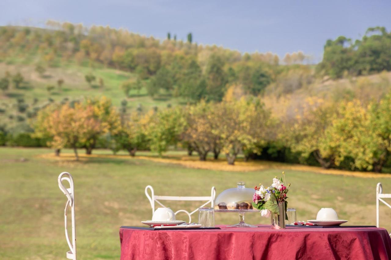 กา มัลวาเซีย Bed & Breakfast Montecchio  ภายนอก รูปภาพ